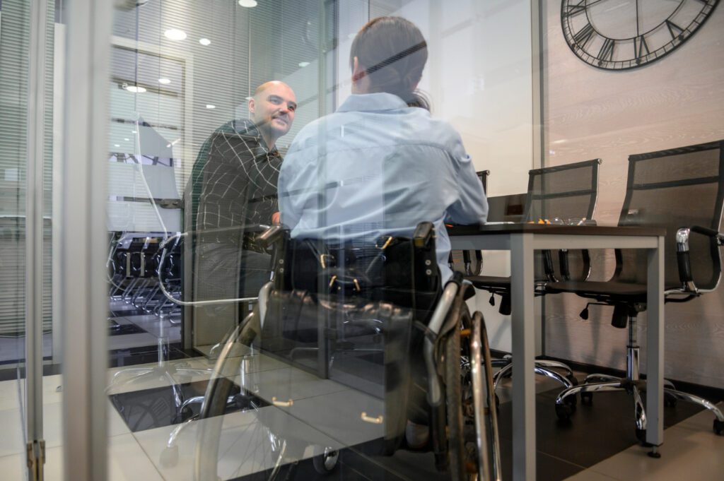 Conflicto de interés entre CIO y CISO en el organigrama de una empresa